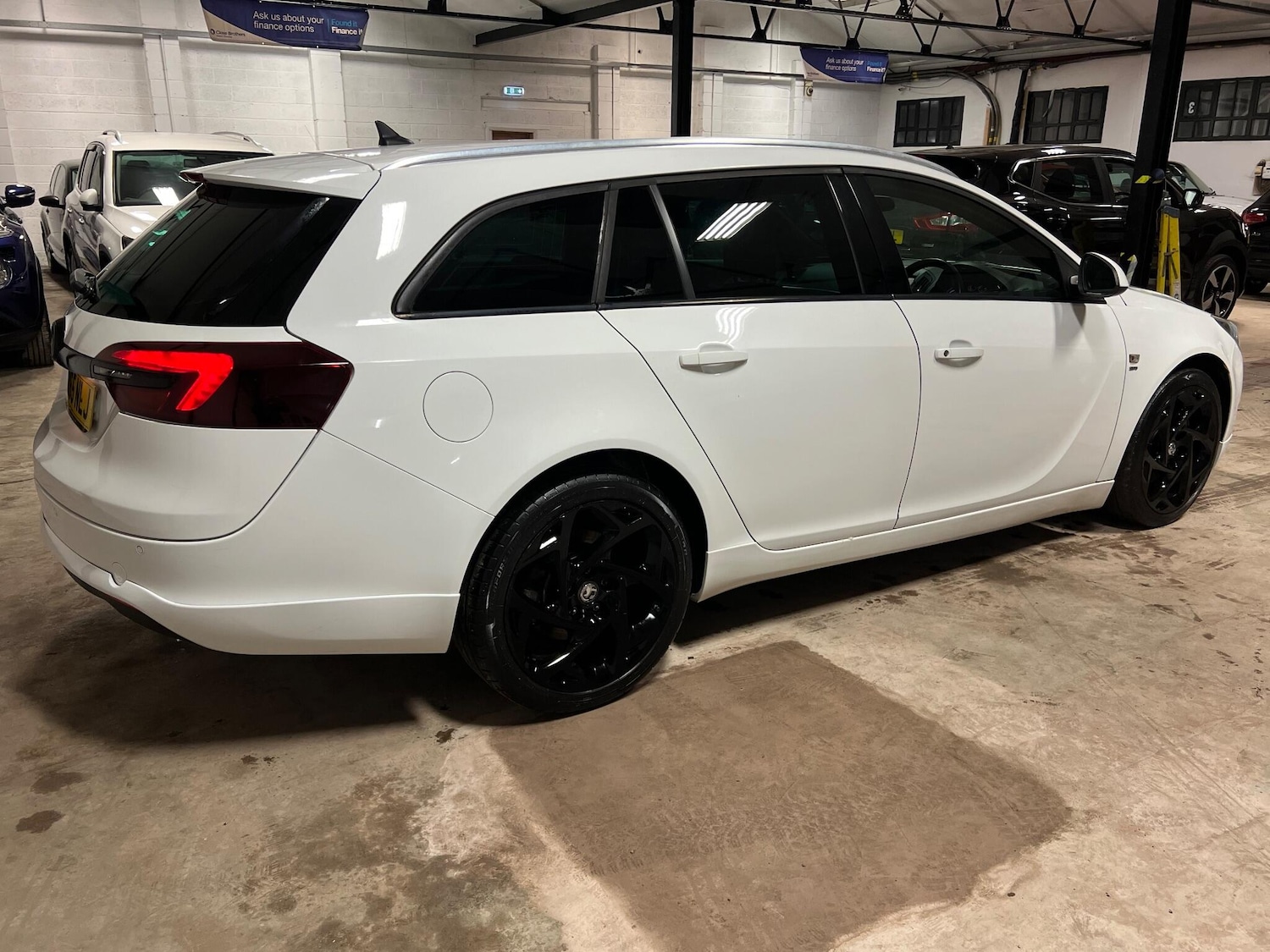 Used Vauxhall Insignia 2016 for sale - 77025991: Photo 25