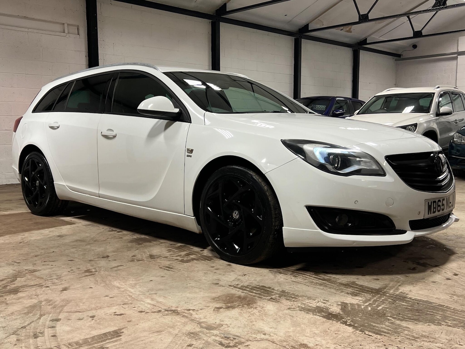 Used Vauxhall Insignia 2016 for sale - 77025991: Photo 3
