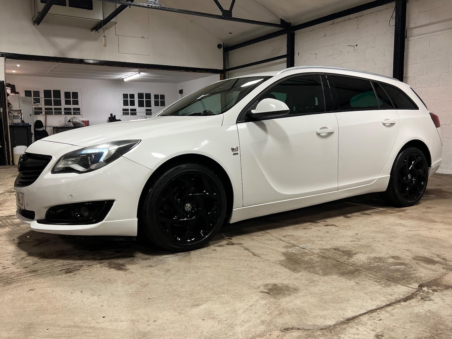 Used Vauxhall Insignia 2016 for sale - 77025991: Photo 5