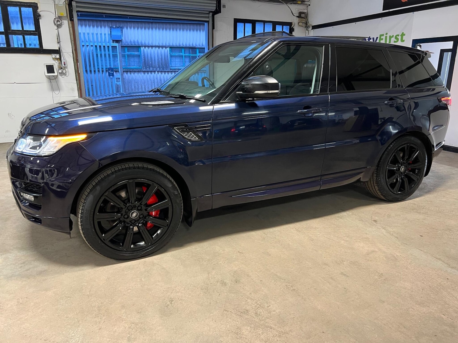 Used Land Rover Range Rover Sport 2014 for sale - 77496811: Photo 15