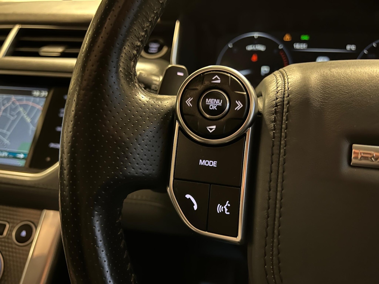 Used Land Rover Range Rover Sport 2014 for sale - 77496811: Photo 39