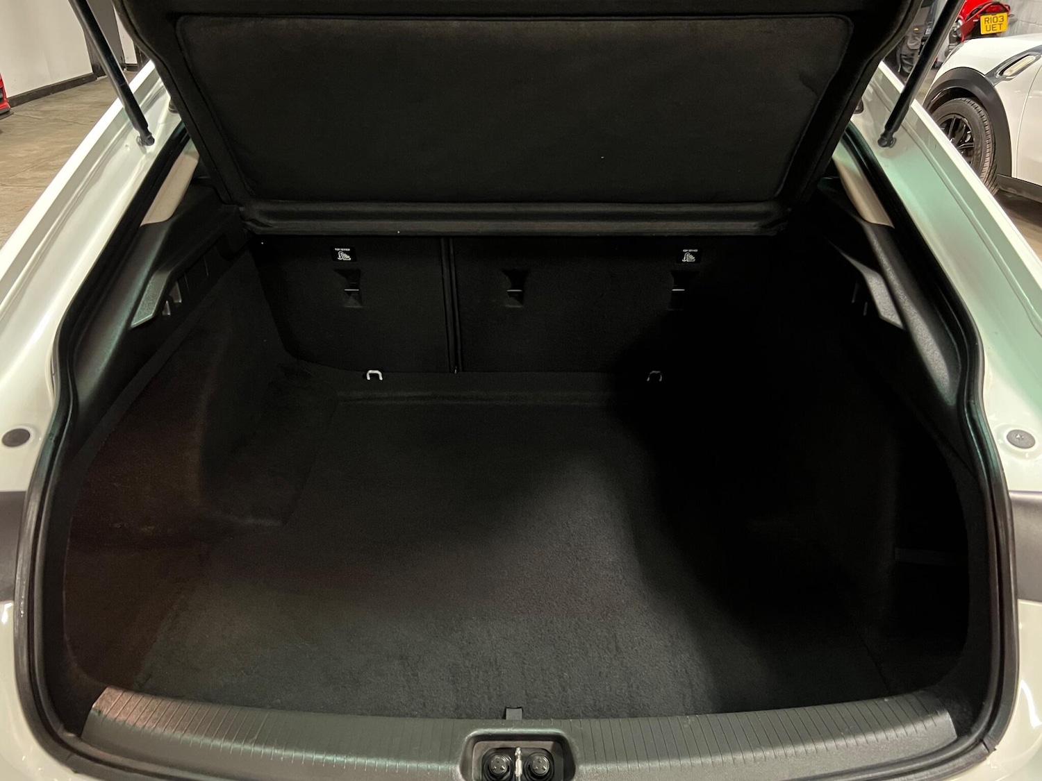 Used Vauxhall Insignia 2019 for sale - 77025996: Photo 37