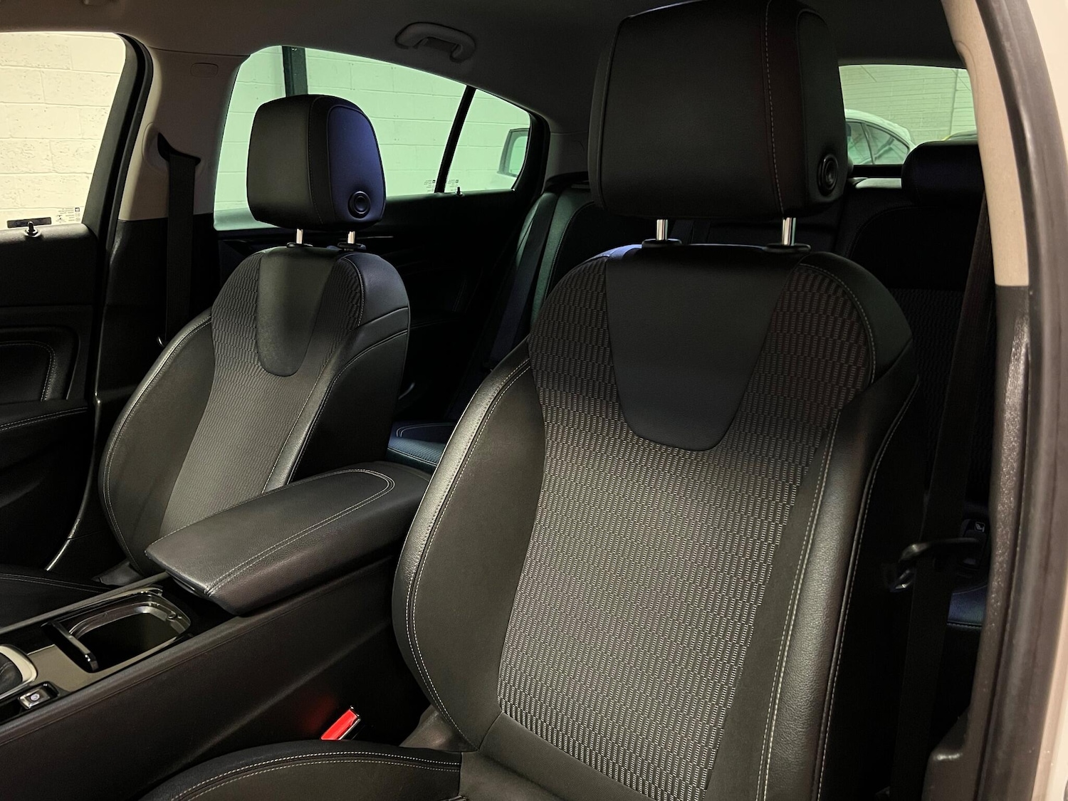 Used Vauxhall Insignia 2019 for sale - 77025996: Photo 41