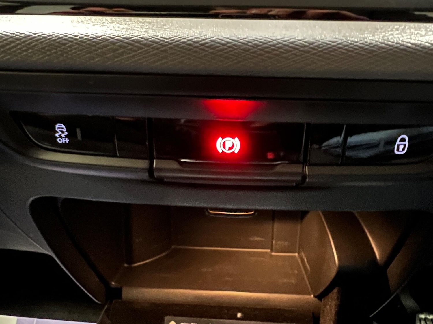 Used Citroen C4 Picasso 2014 for sale - 77025986: Photo 27