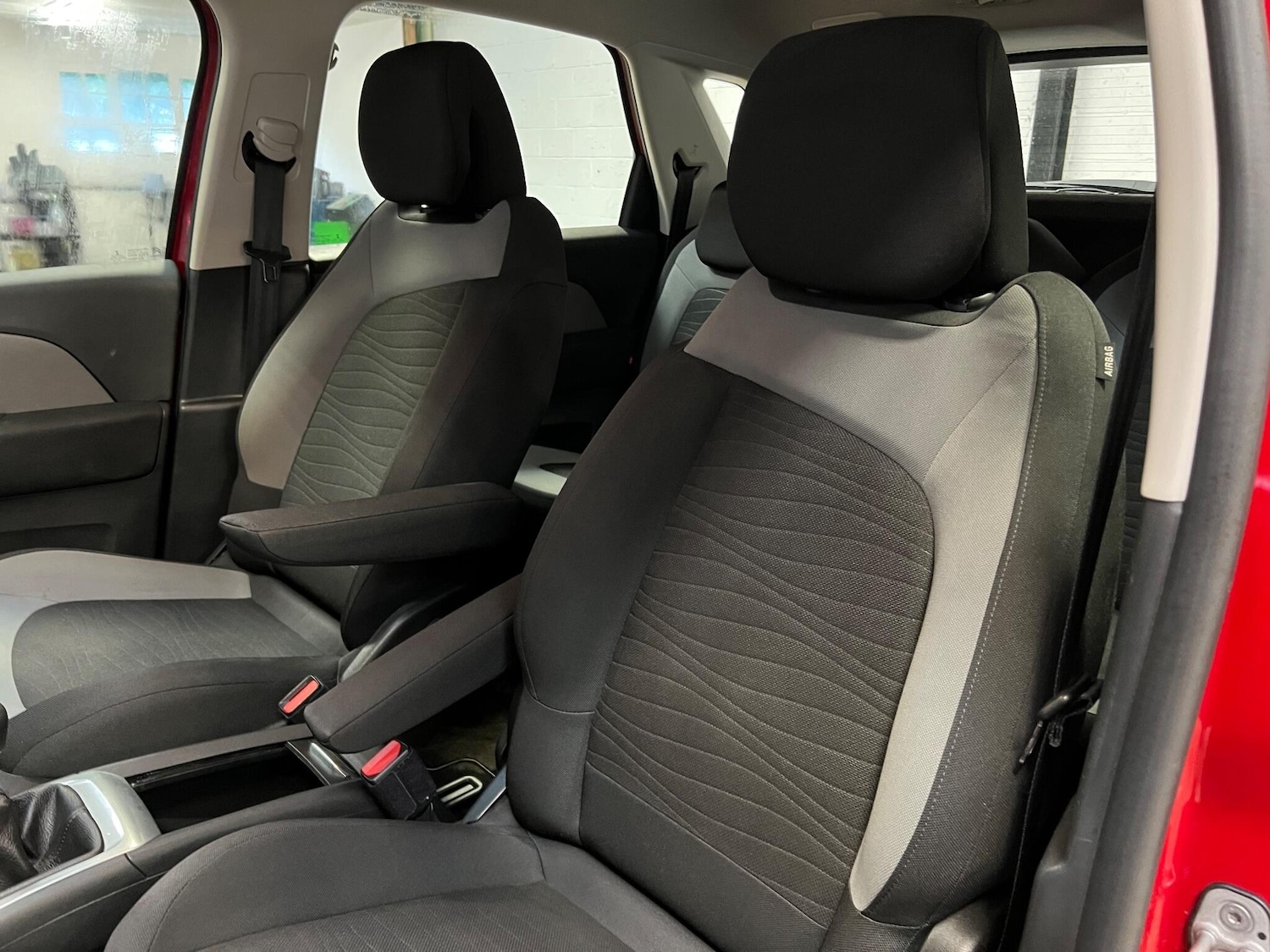 Used Citroen C4 Picasso 2014 for sale - 77025986: Photo 39