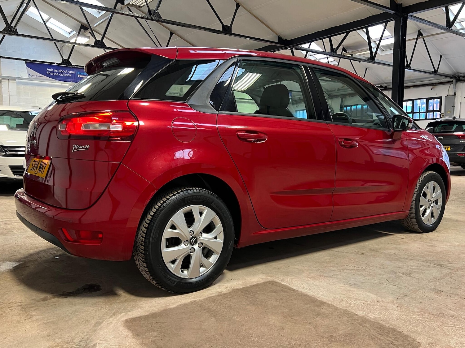 Used Citroen C4 Picasso 2014 for sale - 77025986: Photo 8