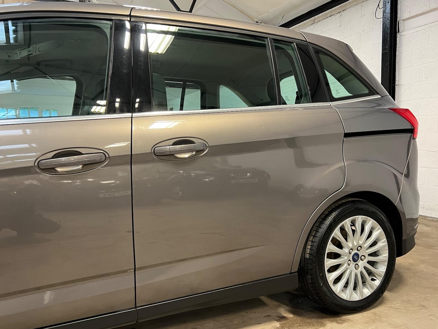 Used Ford Grand C-Max 2013 for sale - 77025992: Photo 12