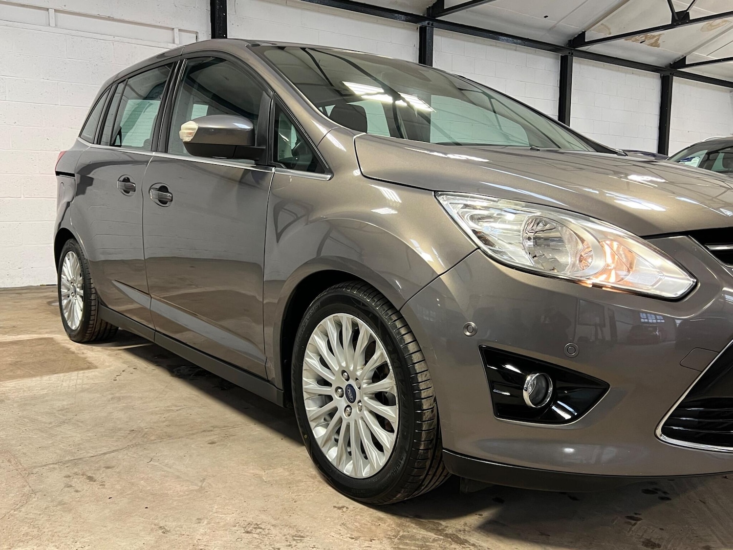 Used Ford Grand C-Max 2013 for sale - 77025992: Photo 15