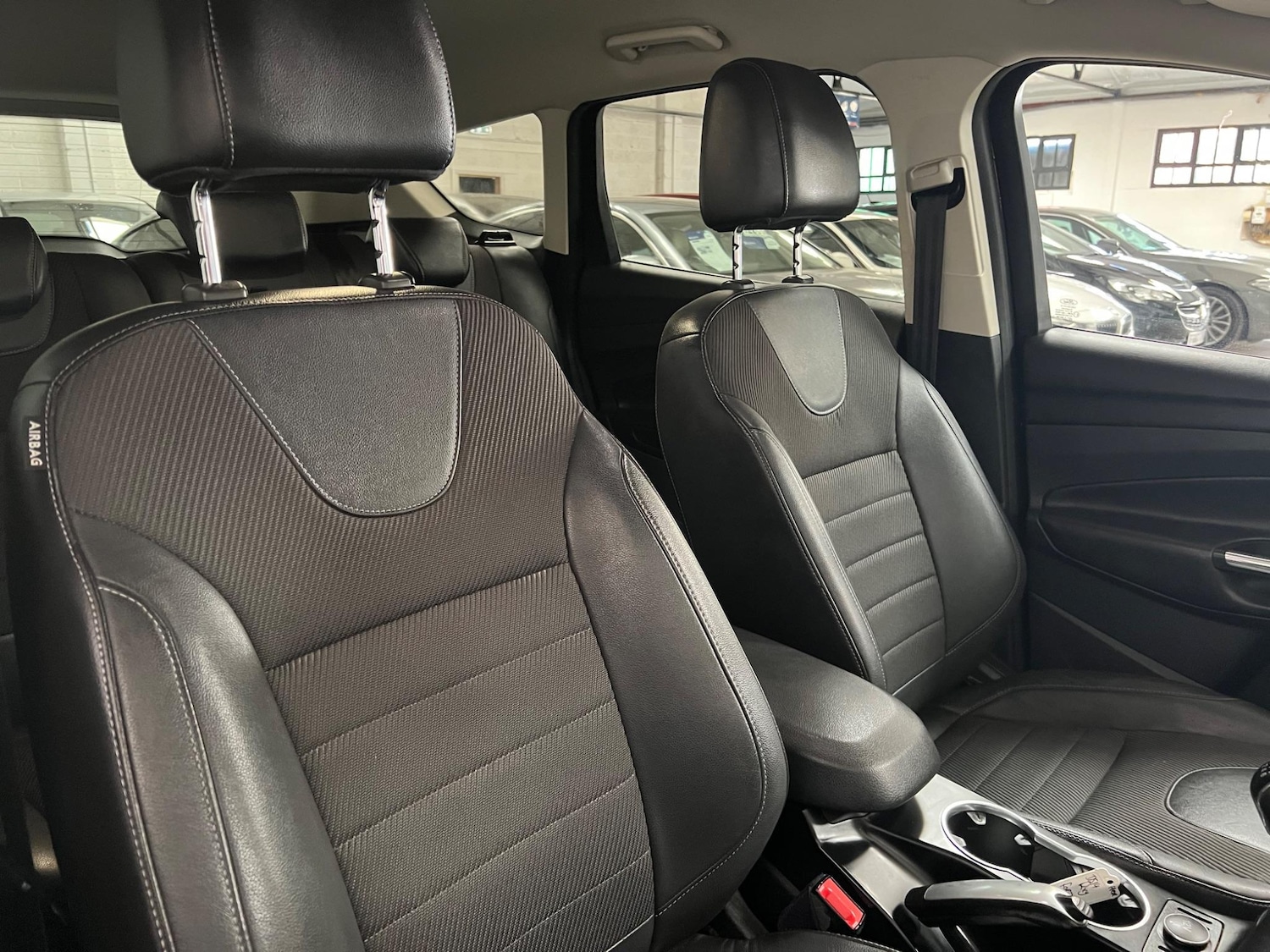 Used Ford Kuga 2014 for sale - 77377652: Photo 11