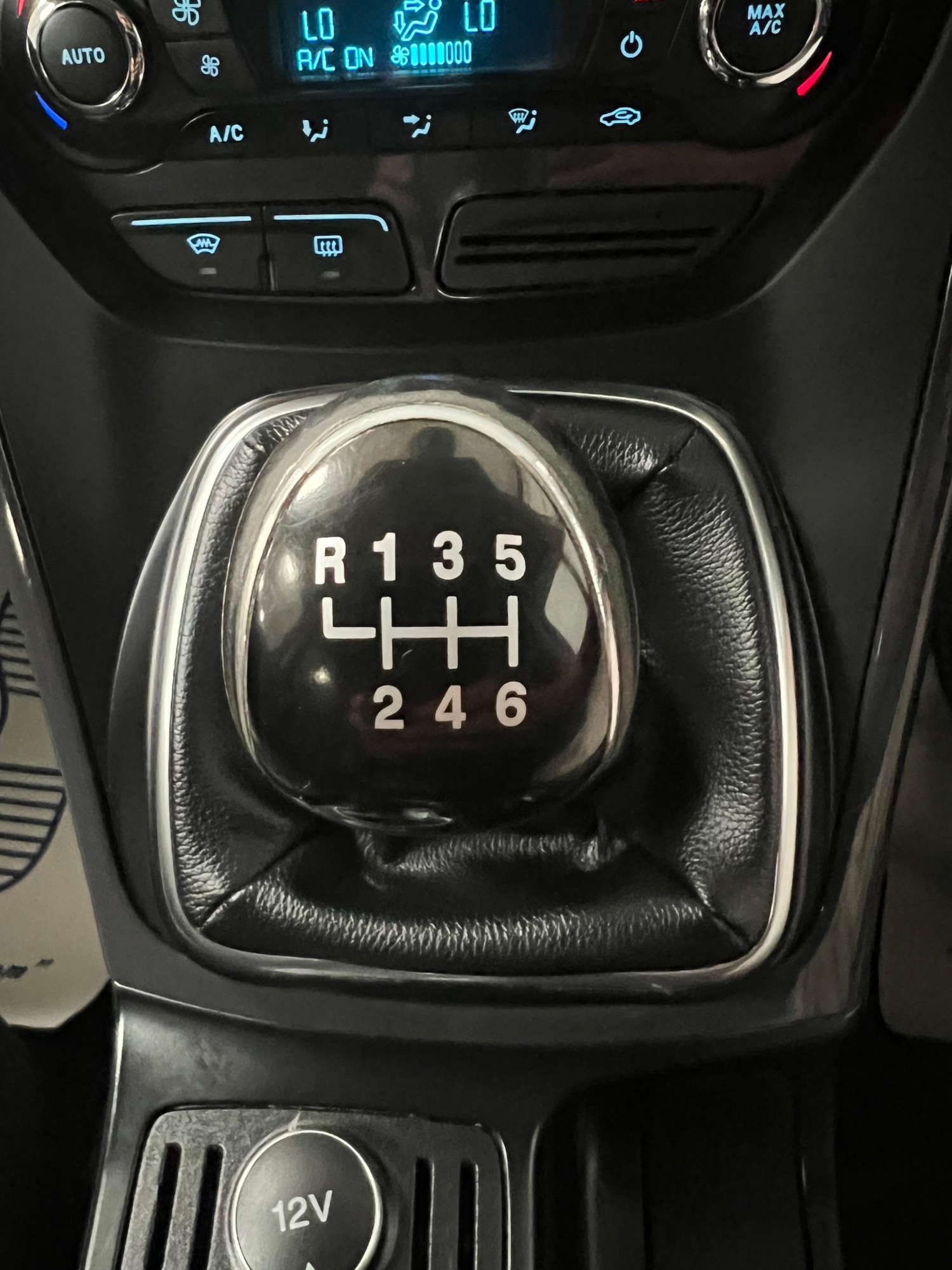 Used Ford Kuga 2014 for sale - 77377652: Photo 27