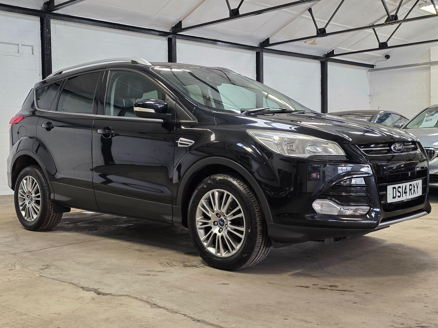 Used Ford Kuga 2014 for sale - 77377652: Photo 3