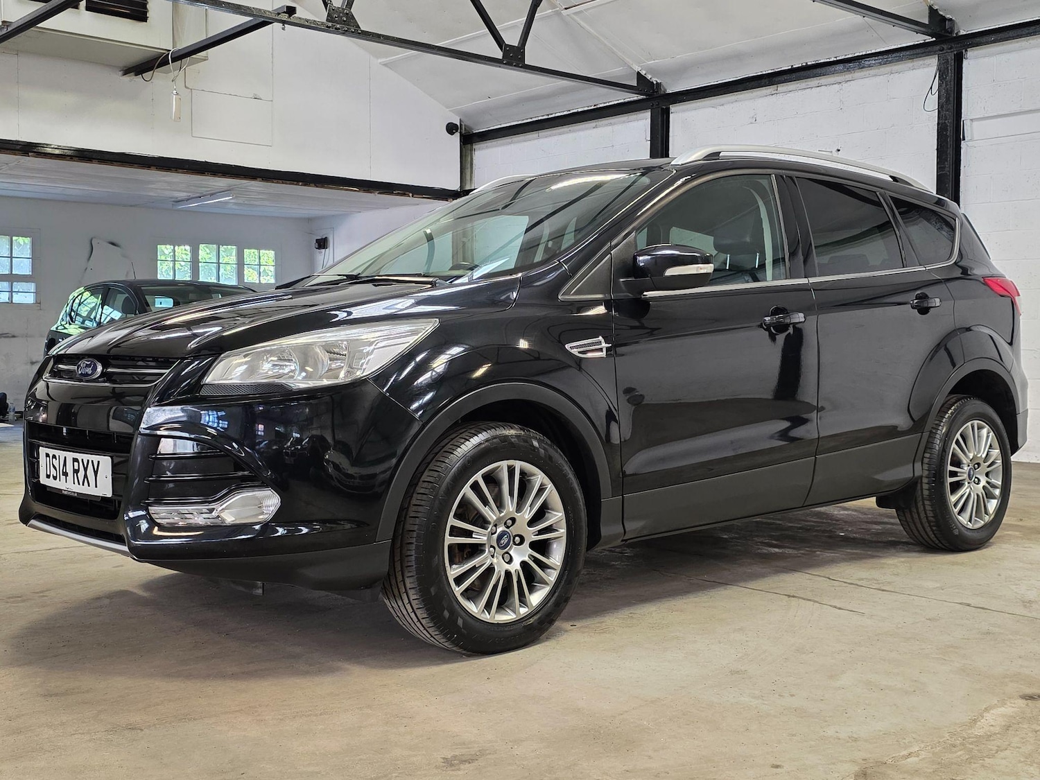 Used Ford Kuga 2014 for sale - 77377652: Photo 5