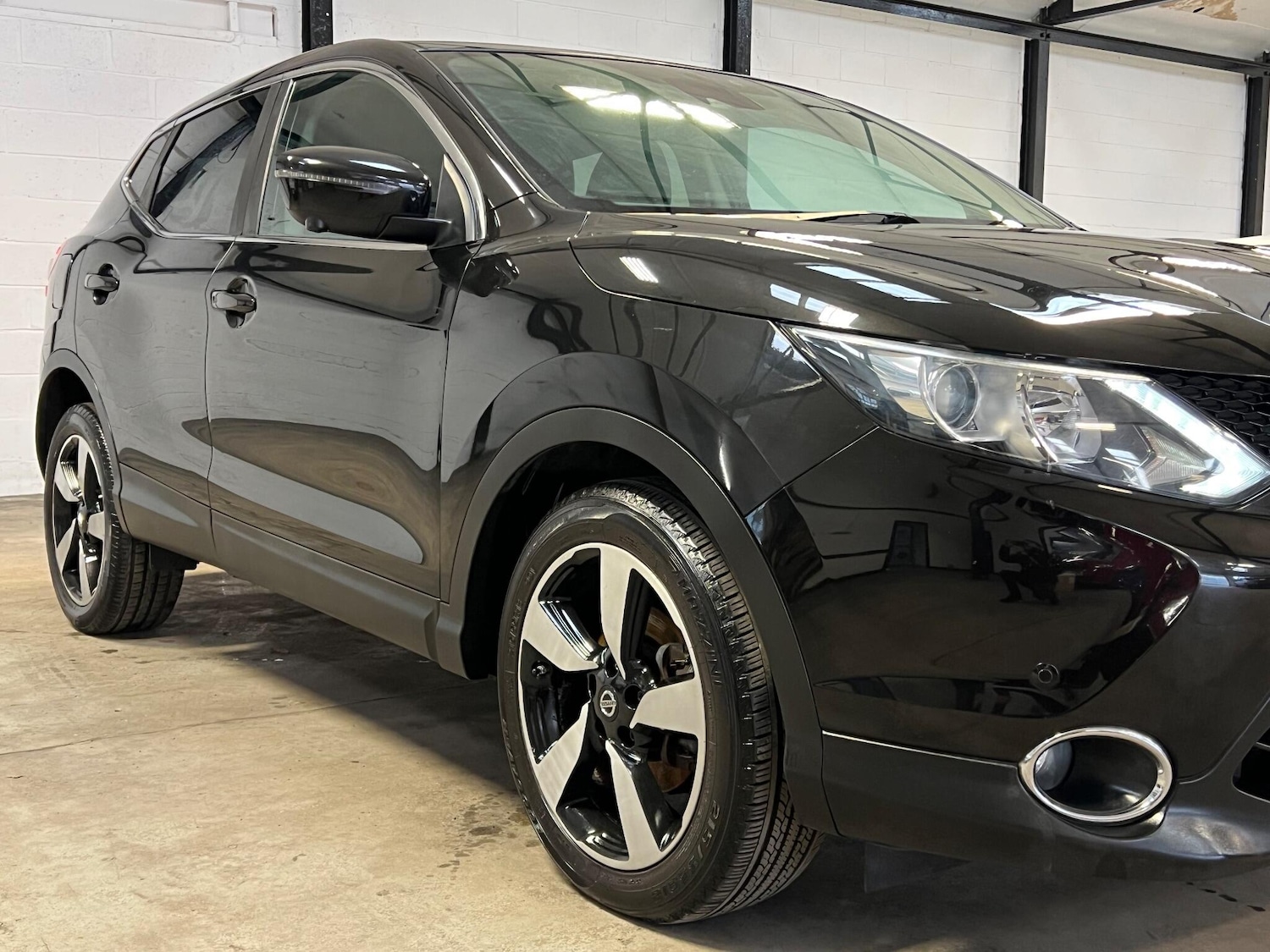 Used Nissan Qashqai 2015 for sale - 77040392: Photo 15