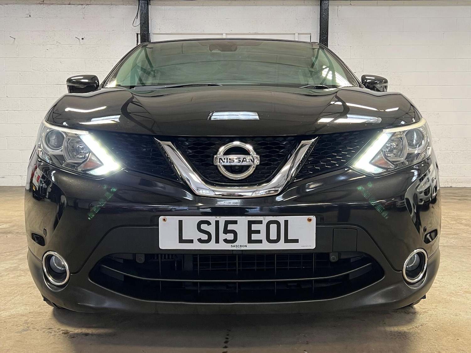 Used Nissan Qashqai 2015 for sale - 77040392: Photo 4