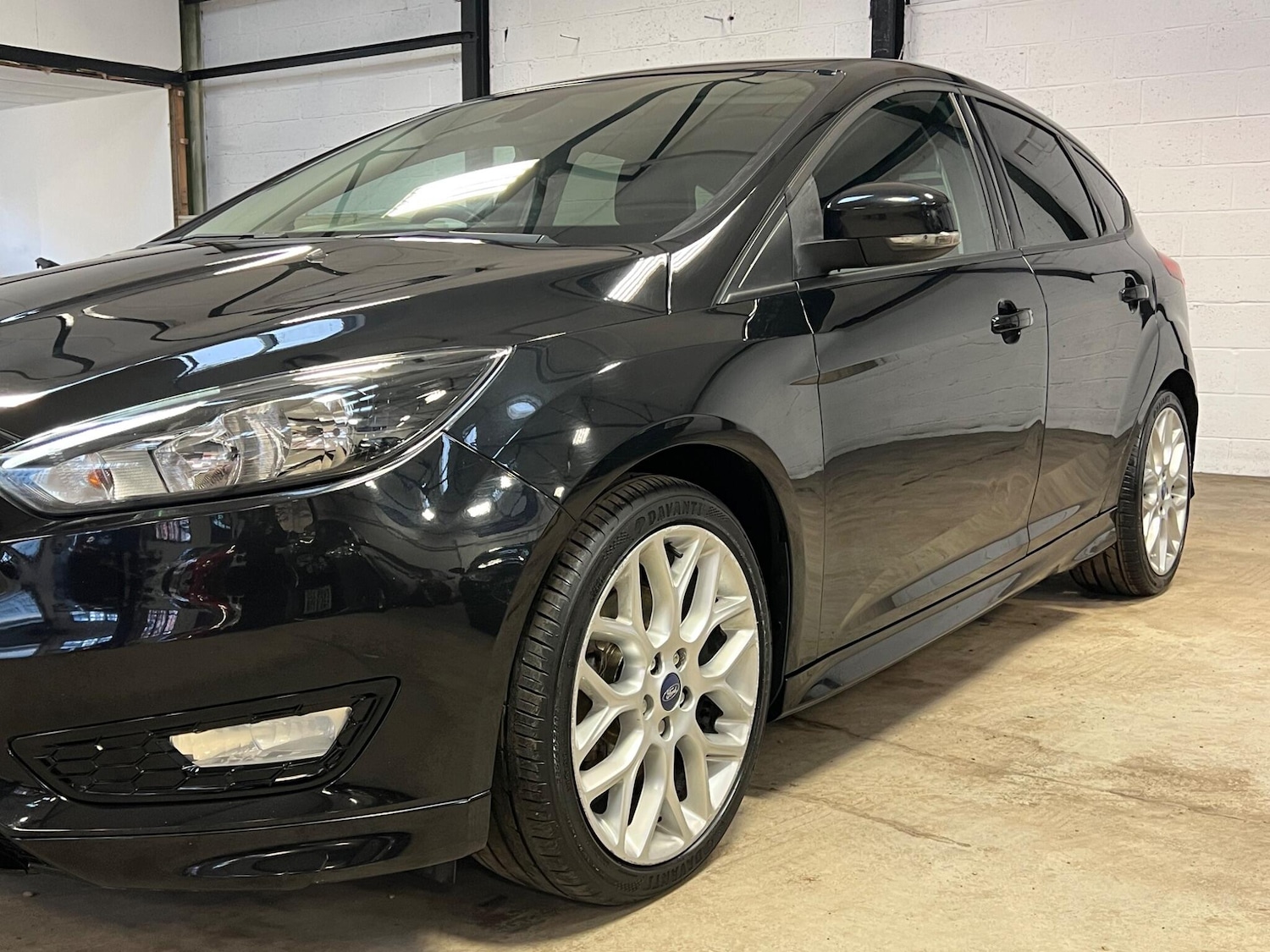 Used Ford Focus 2015 for sale - 77029846: Photo 10