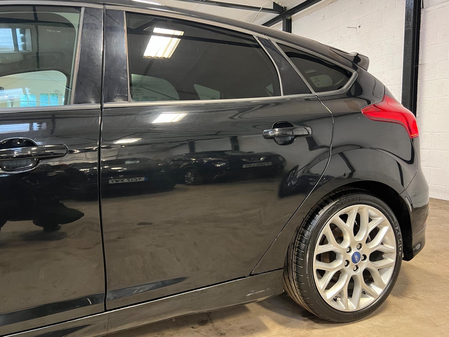 Used Ford Focus 2015 for sale - 77029846: Photo 12