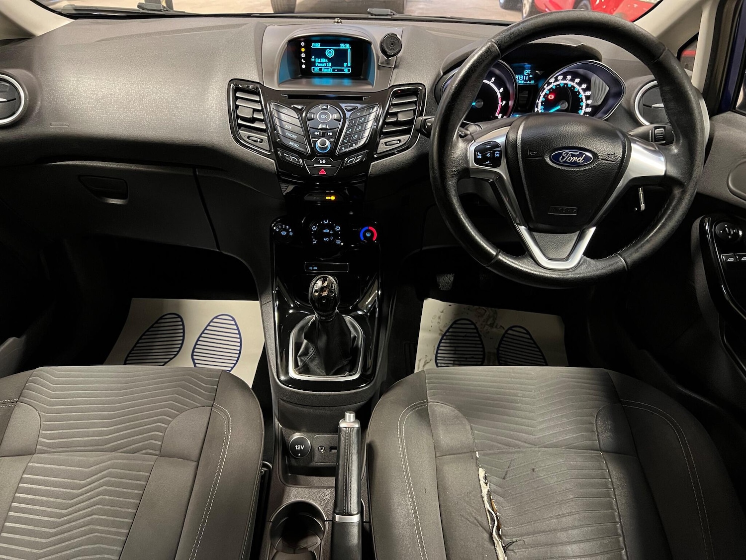 Used Ford Fiesta 2015 for sale - 77025973: Photo 13