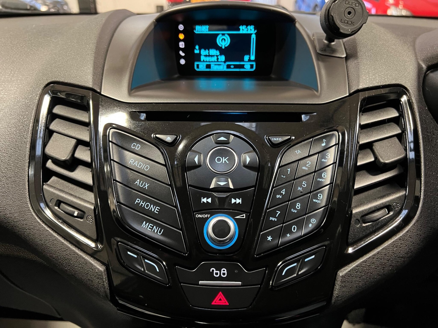 Used Ford Fiesta 2015 for sale - 77025973: Photo 24