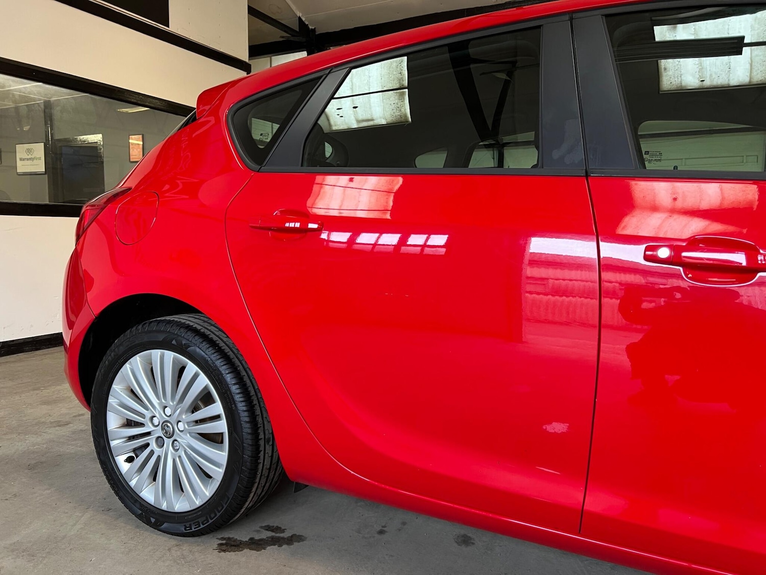 Used Vauxhall Astra for sale - 77705354: Photo 13