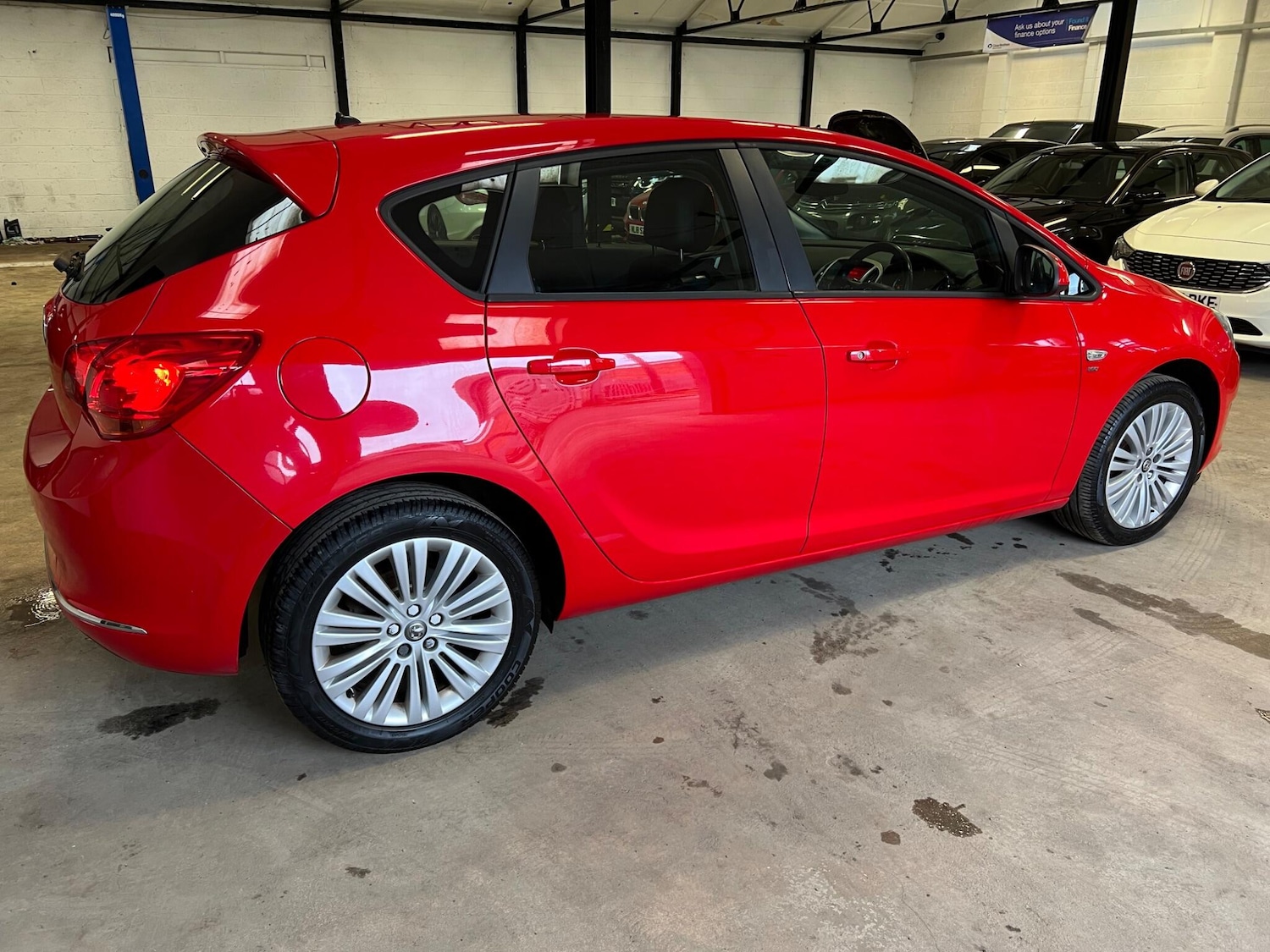 Used Vauxhall Astra for sale - 77705354: Photo 25