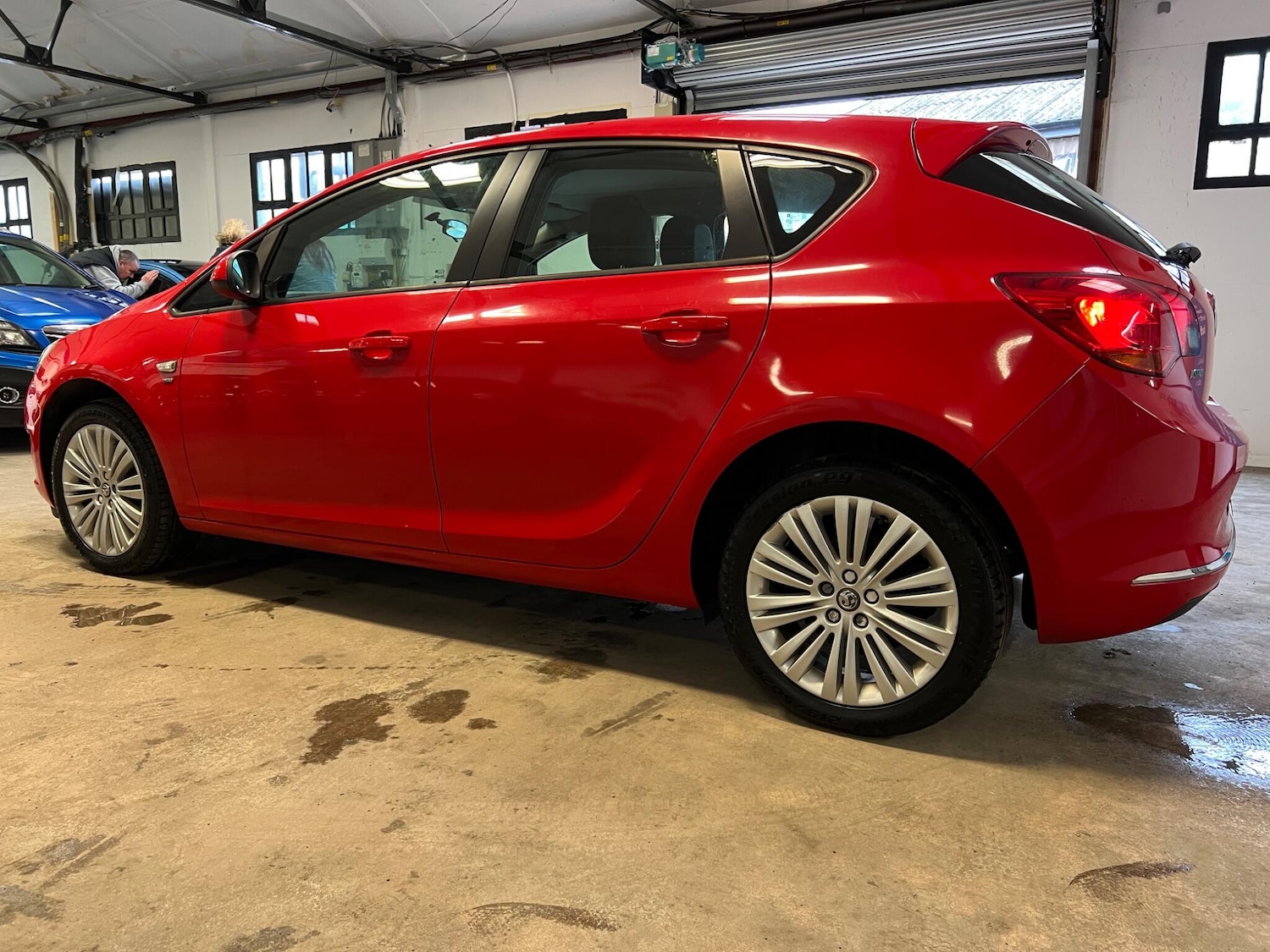 Used Vauxhall Astra for sale - 77705354: Photo 6