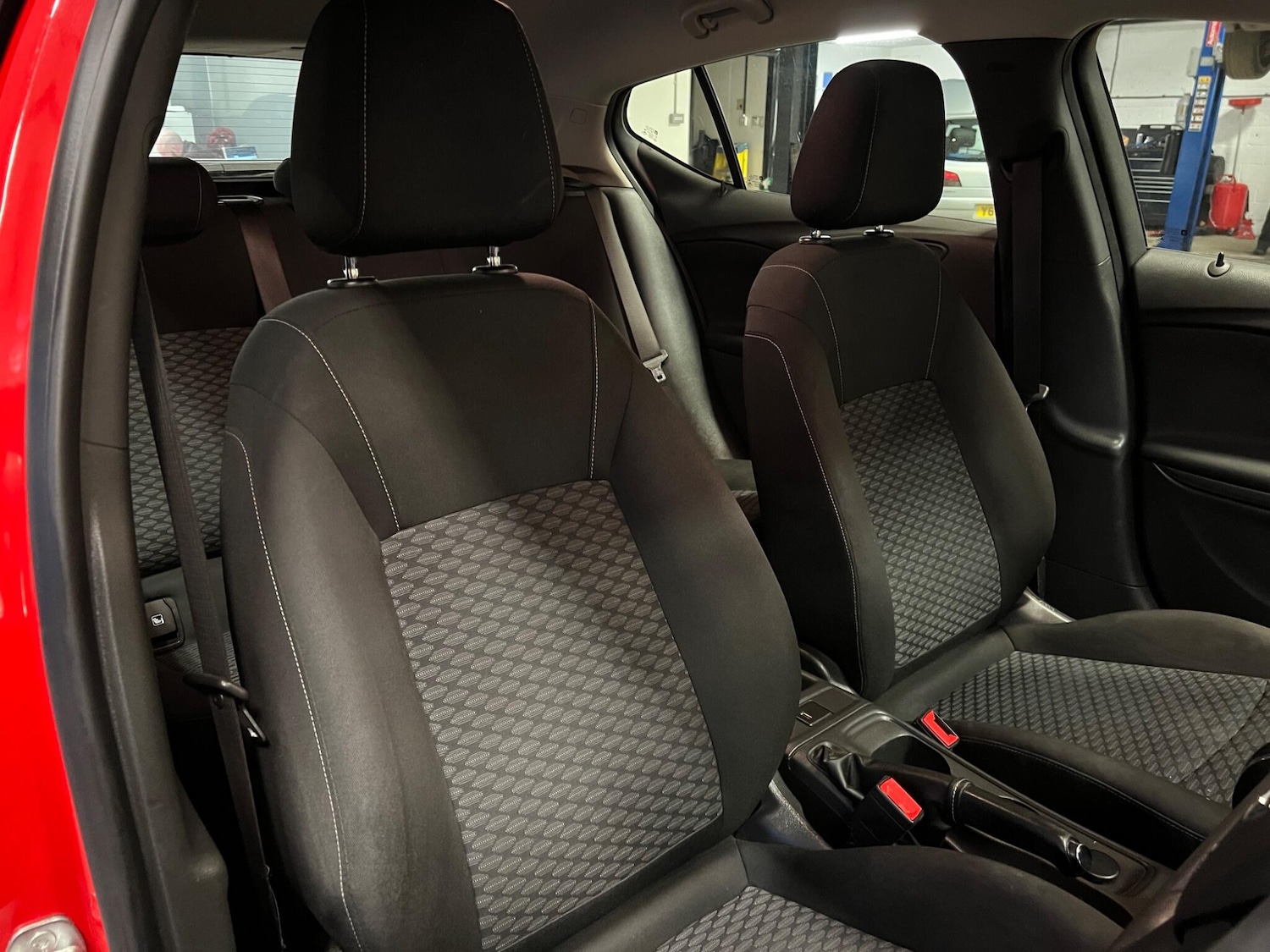 Used Vauxhall Astra 2016 for sale - 77411010: Photo 31