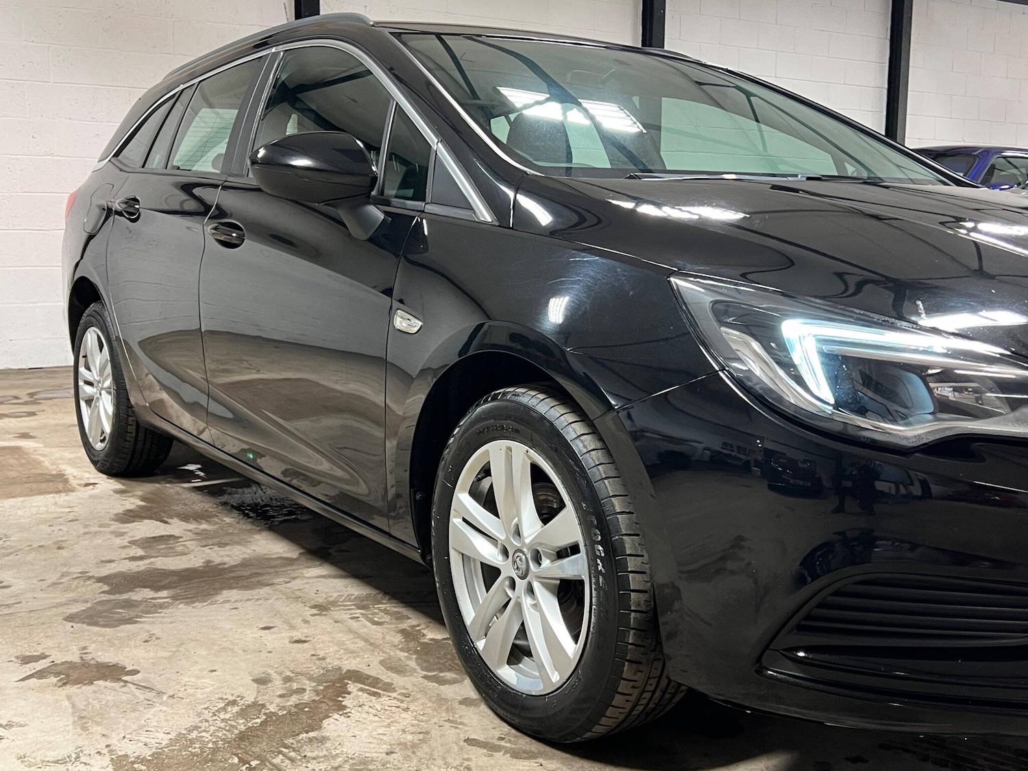 Used Vauxhall Astra 2016 for sale - 77025984: Photo 15