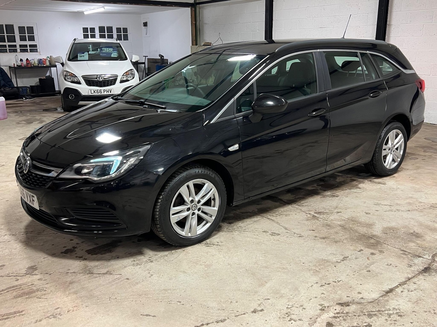 Used Vauxhall Astra 2016 for sale - 77025984: Photo 22