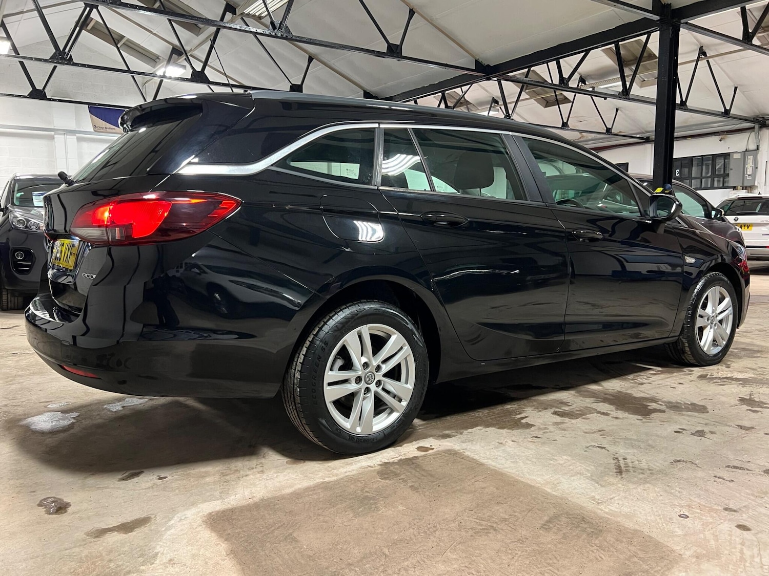 Used Vauxhall Astra 2016 for sale - 77025984: Photo 8