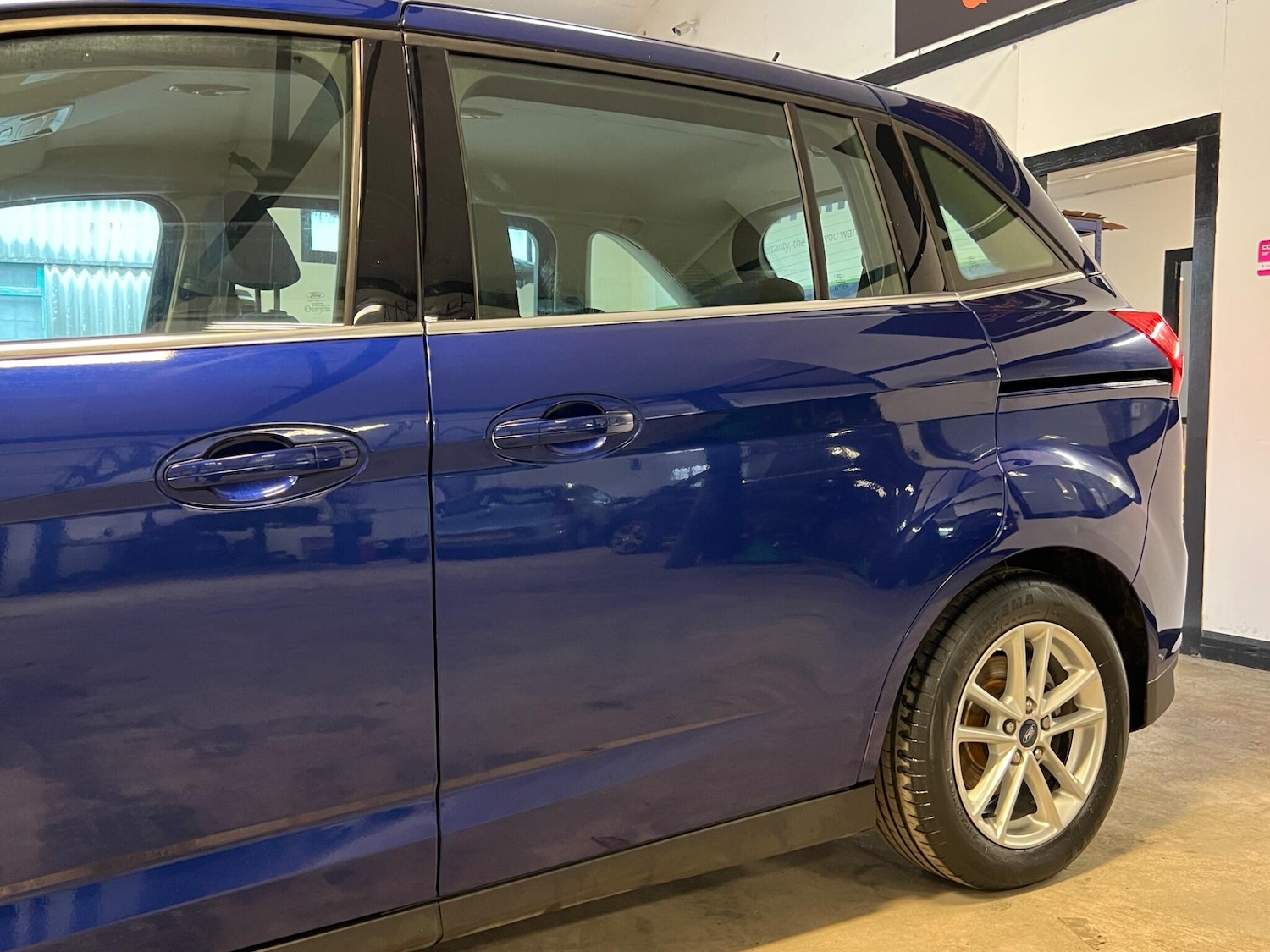 Used Ford Grand C-Max 2017 for sale - 77255486: Photo 45