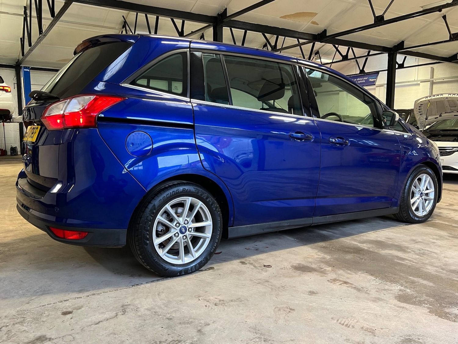 Used Ford Grand C-Max 2017 for sale - 77255486: Photo 8