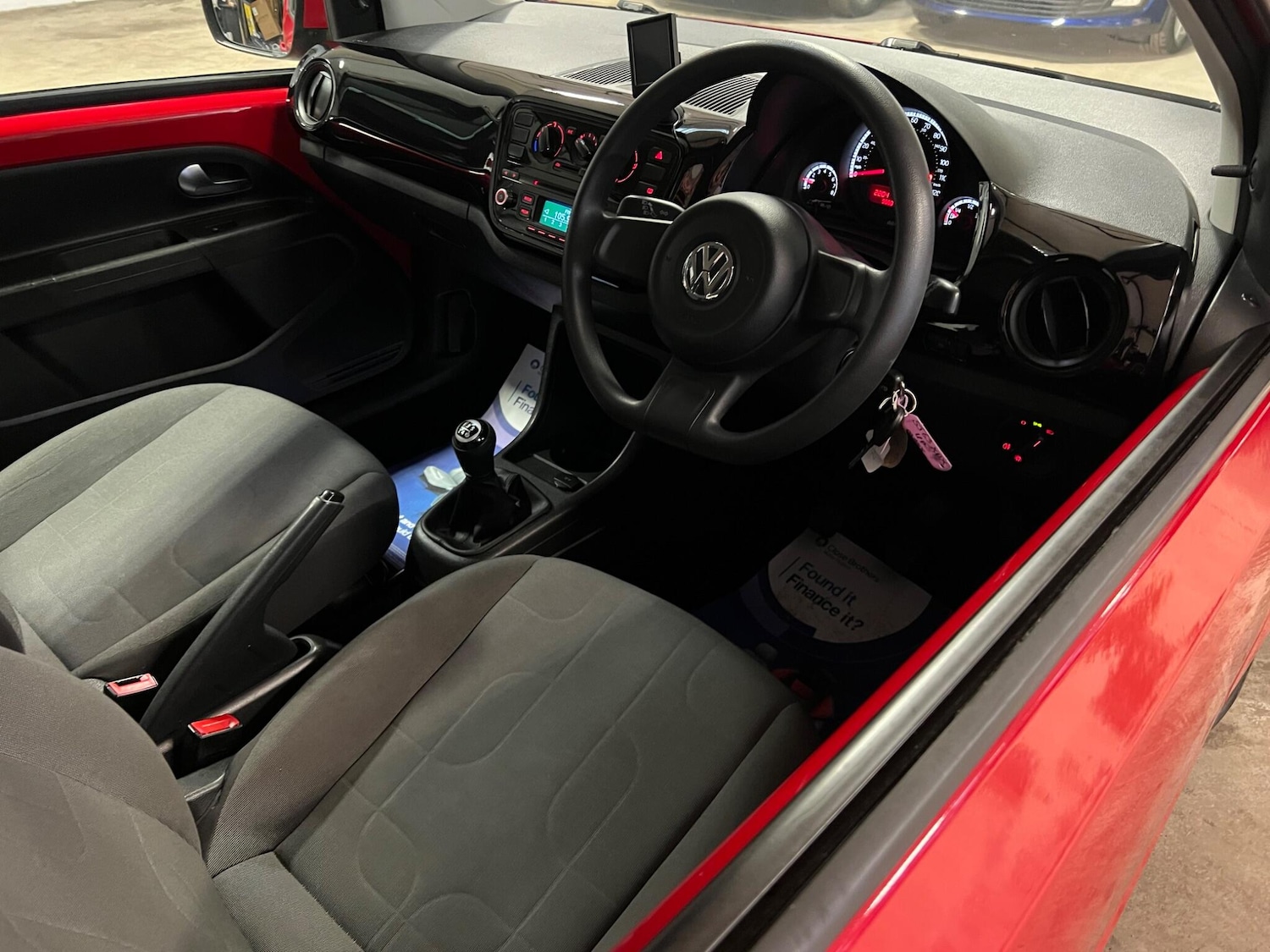 Used Volkswagen up! for sale - 77290867: Photo 28