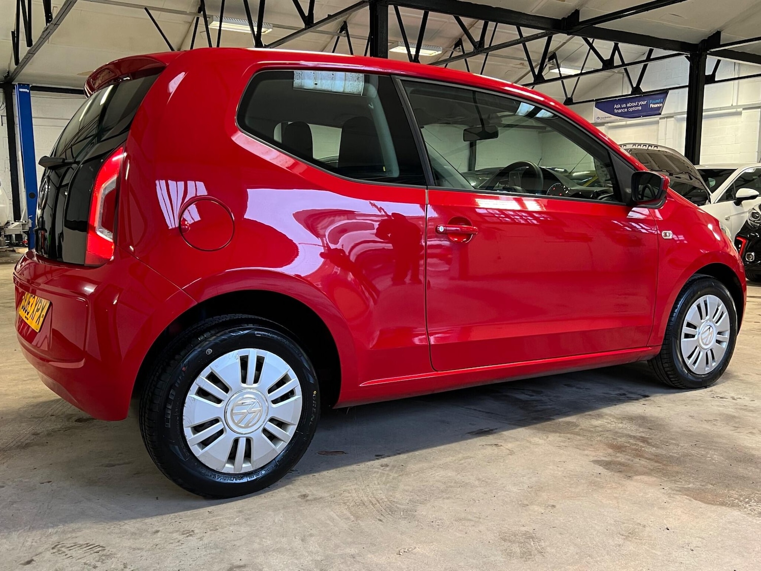 Used Volkswagen up! for sale - 77290867: Photo 8