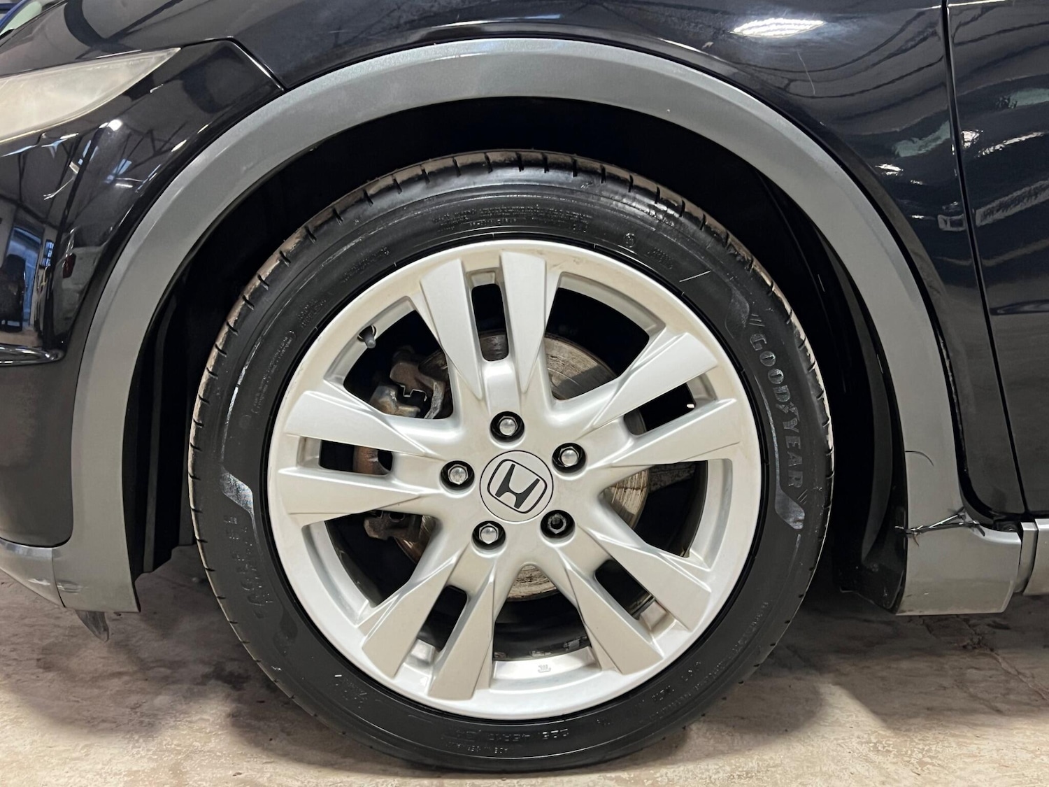 Used Honda Civic 2010 for sale - 77025979: Photo 16