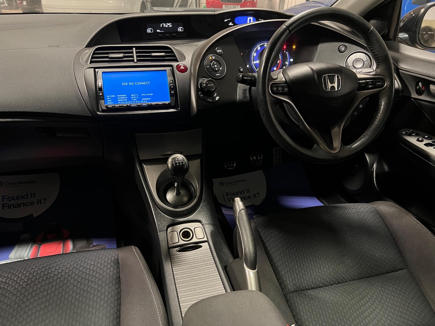 Used Honda Civic 2010 for sale - 77025979: Photo 29