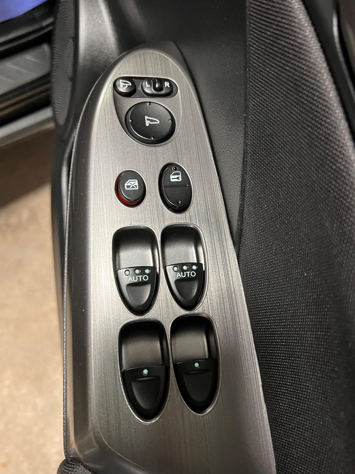 Used Honda Civic 2010 for sale - 77025979: Photo 46