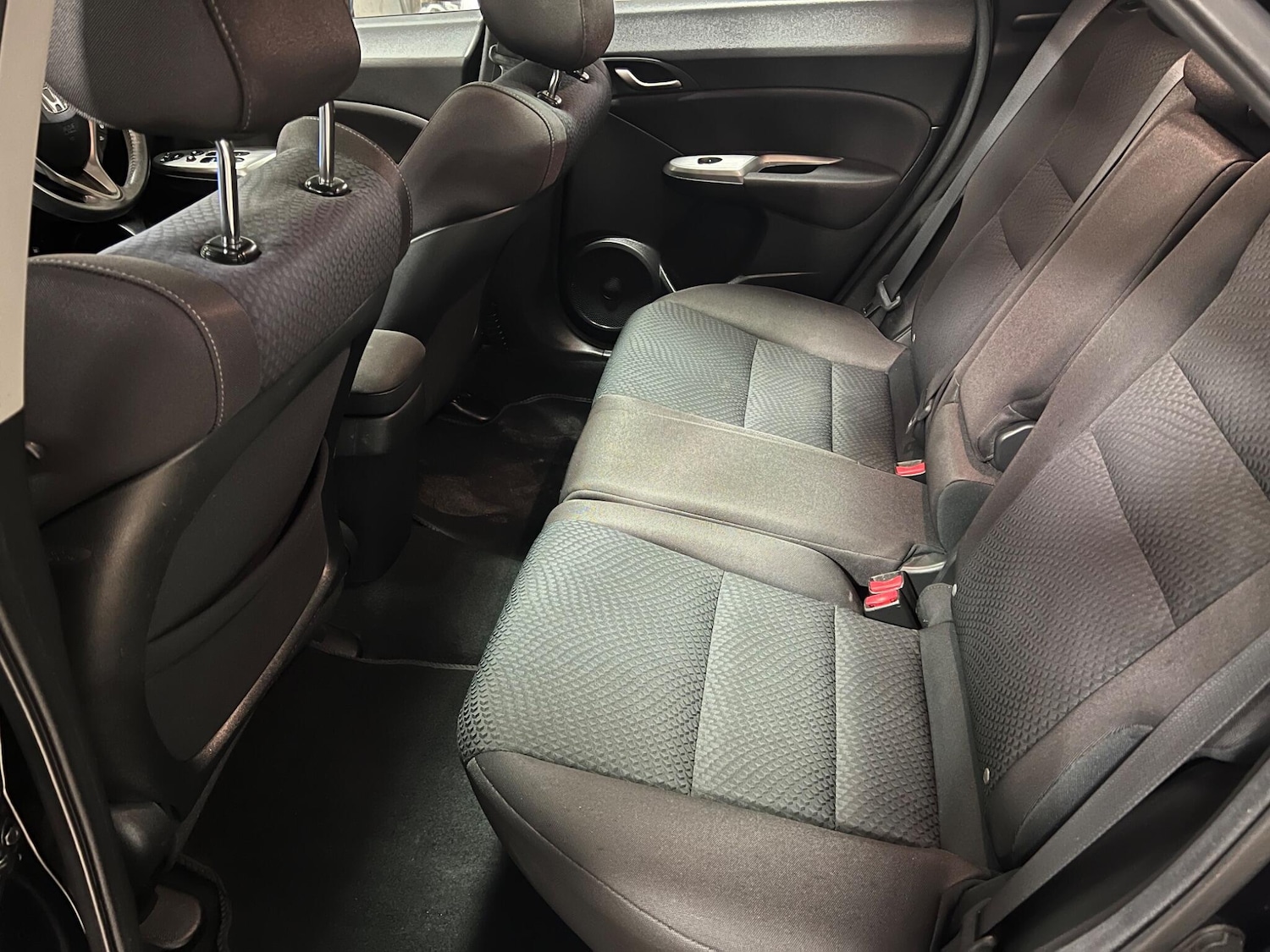 Used Honda Civic 2010 for sale - 77025979: Photo 48