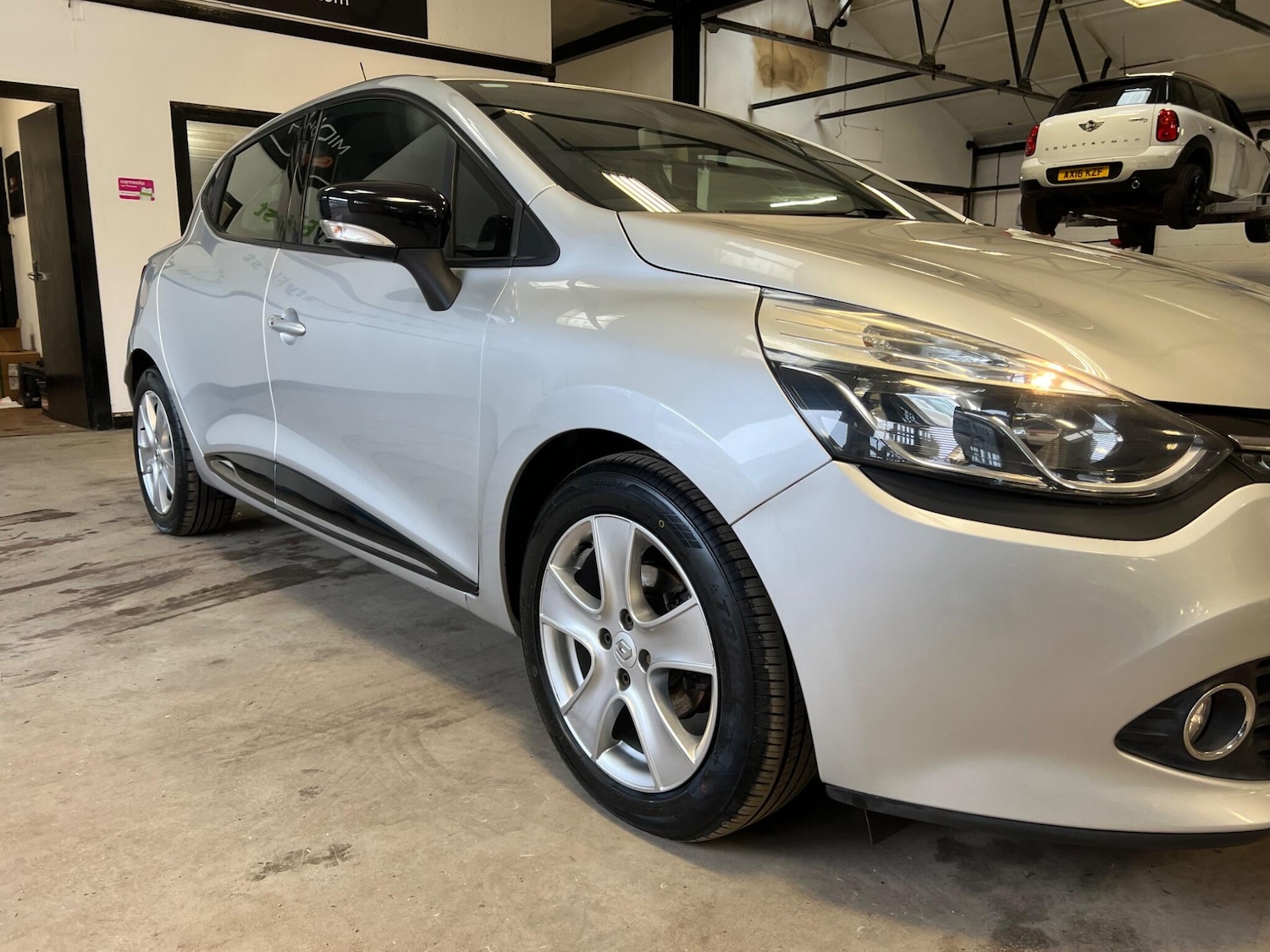 Used Renault Clio 2013 for sale - 77646516: Photo 15