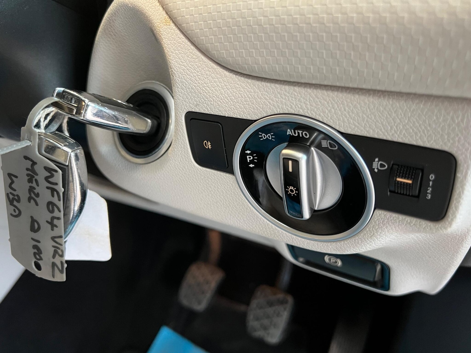 Used Mercedes-Benz A-Class 2014 for sale - 77495962: Photo 27