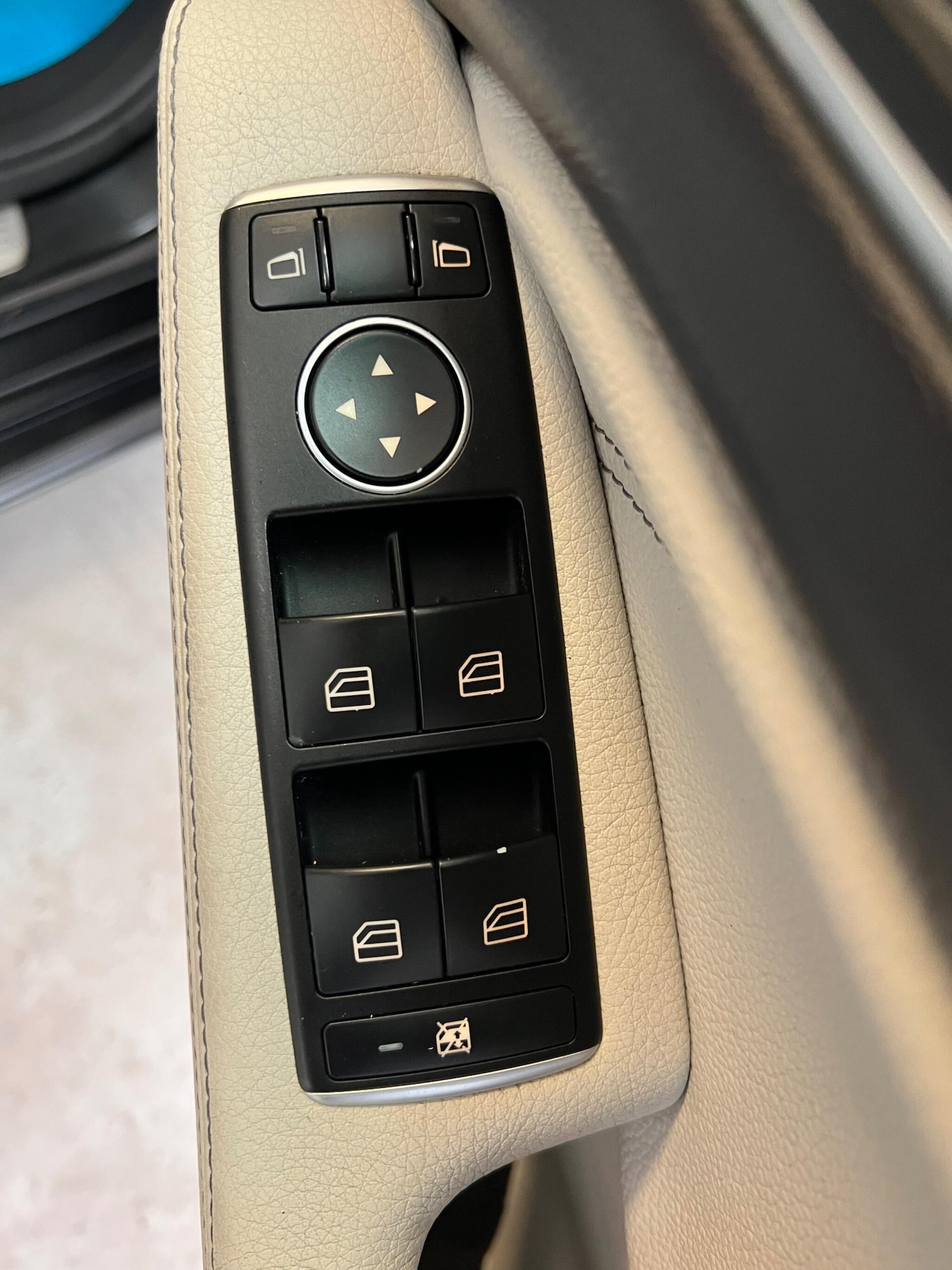 Used Mercedes-Benz A-Class 2014 for sale - 77495962: Photo 28