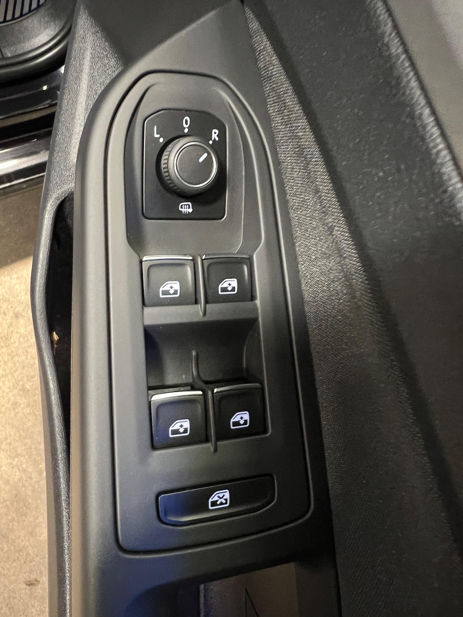 Used Volkswagen Golf 2021 for sale - 77025985: Photo 32