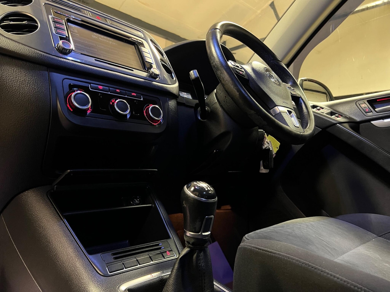 Used Volkswagen Tiguan 2012 for sale - 77025972: Photo 39