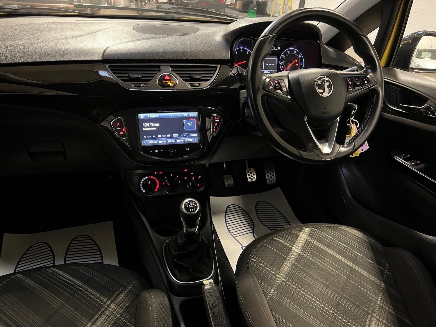 Used Vauxhall Corsa 2015 for sale - 77025978: Photo 12