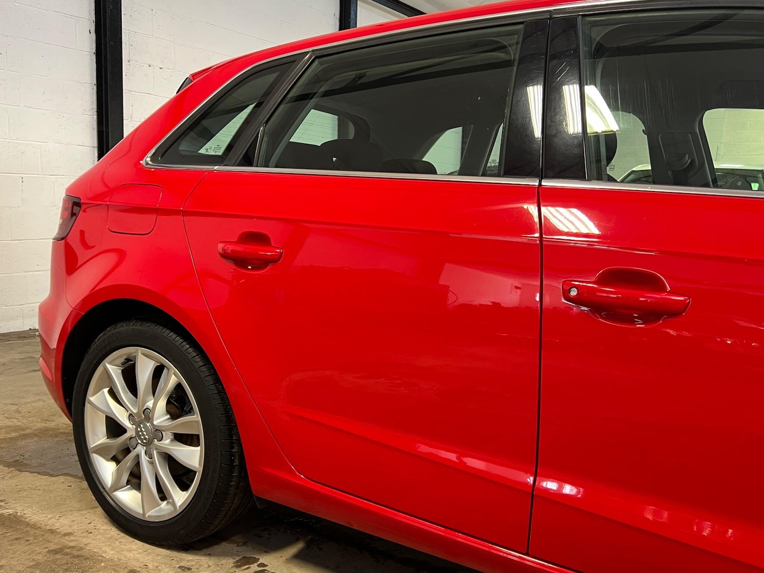 Used Audi A3 2014 for sale - 77191414: Photo 6