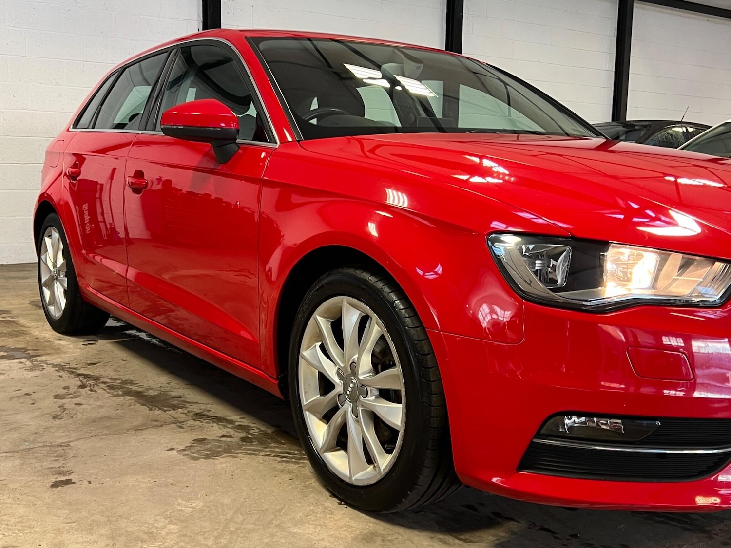 Used Audi A3 2014 for sale - 77191414: Photo 8