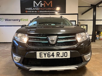 Used Dacia Sandero Stepway 2015 for sale - 77331649: Photo