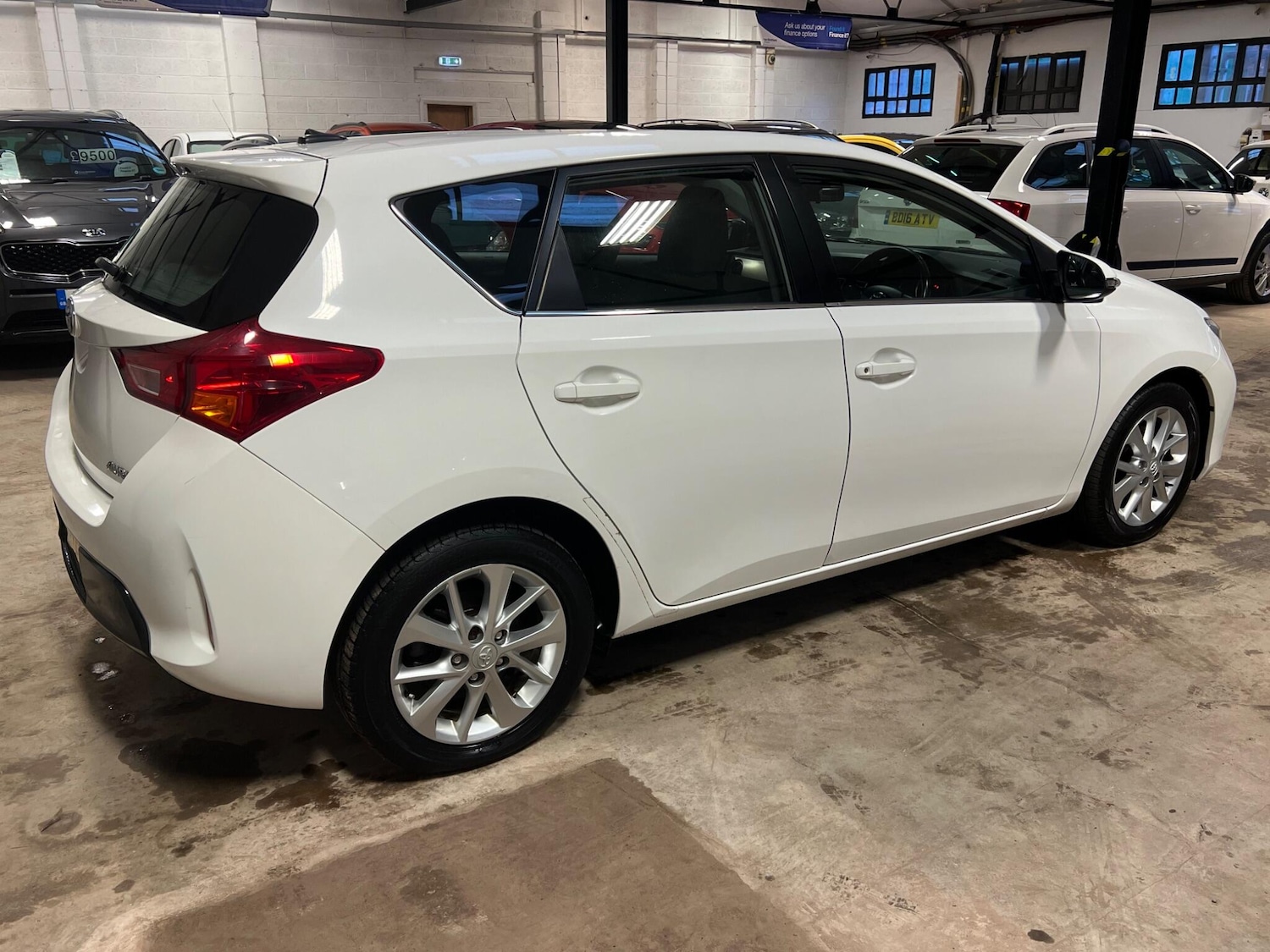 Used Toyota Auris 2014 for sale - 77025976: Photo 11