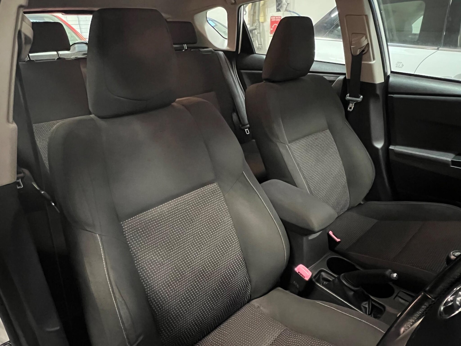 Used Toyota Auris 2014 for sale - 77025976: Photo 25