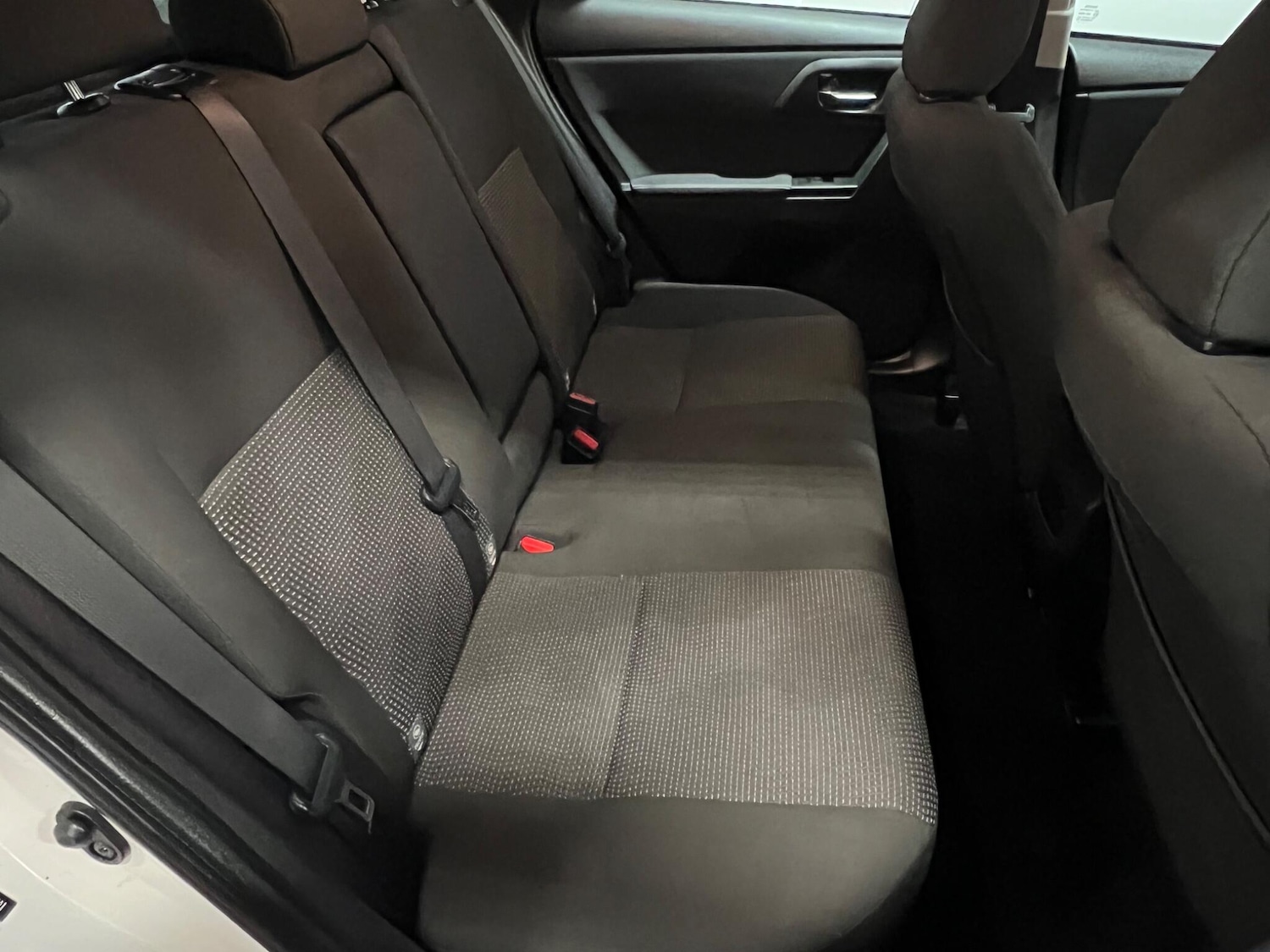 Used Toyota Auris 2014 for sale - 77025976: Photo 26