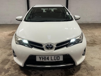 Used Toyota Auris 2014 for sale - 77025976: Photo